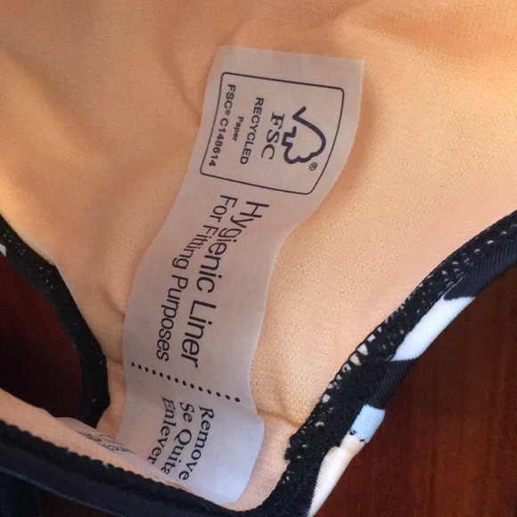 NWT Sizes small left only - Picture 4 of 11